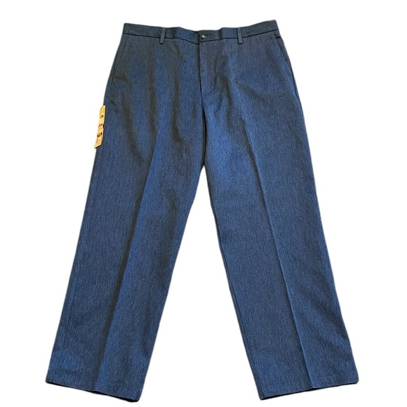 Dockers D3 Signature Khaki‎ Classic Fit Flat Front Pant - Picture 4 of 8